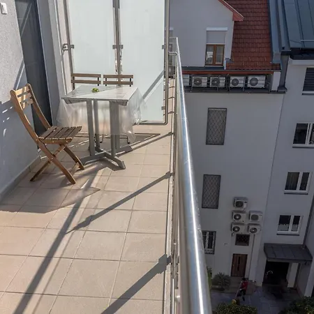 Amphora Luxury With Free Private Parking And Cozy Balcony Apartmán Budapešť