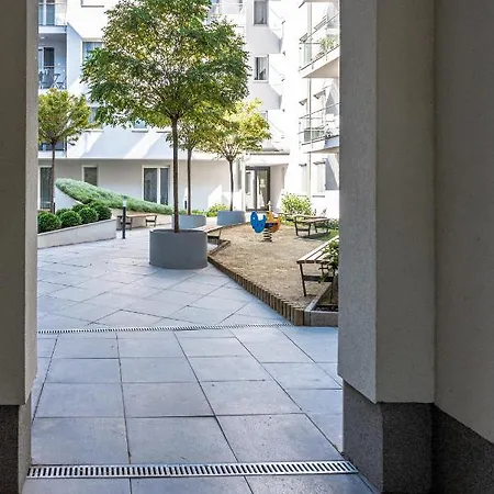 Amphora Luxury With Free Private Parking And Cozy Balcony דירה בודפשט