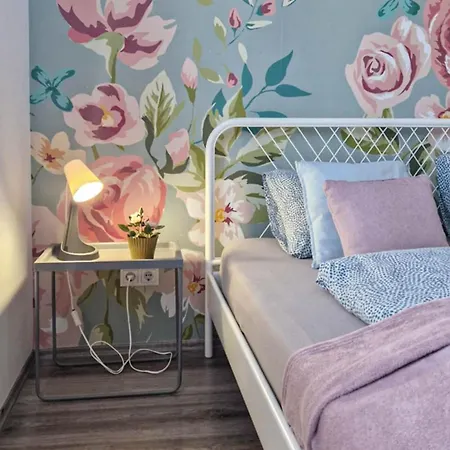 Apartmán Amphora Luxury With Free Private Parking And Cozy Balcony