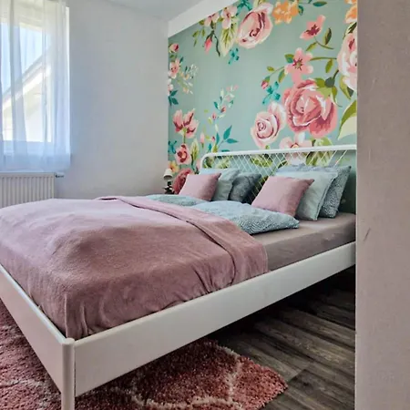 Amphora Luxury With Free Private Parking And Cozy Balcony * Budapest